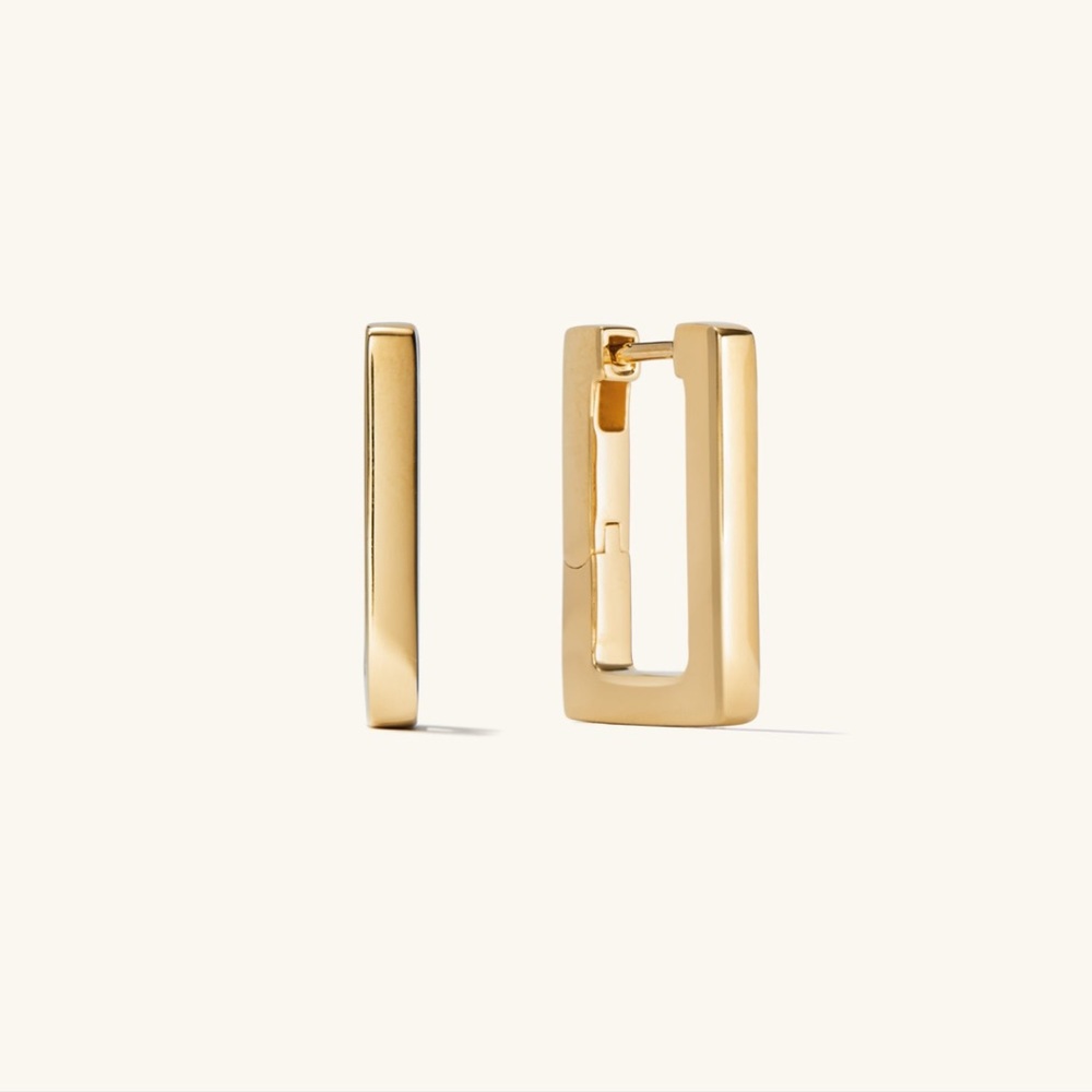 Mejuri Gold Block Medium Hoop Earrings